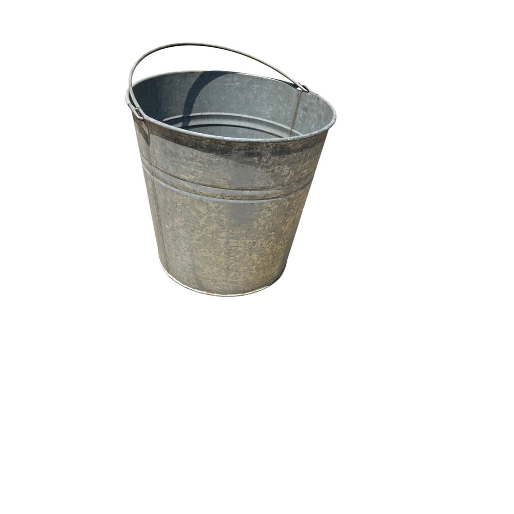 Vintage Galvanized Steel Metal Bucket Wire Bail Handle Farmhouse Pail Canada
